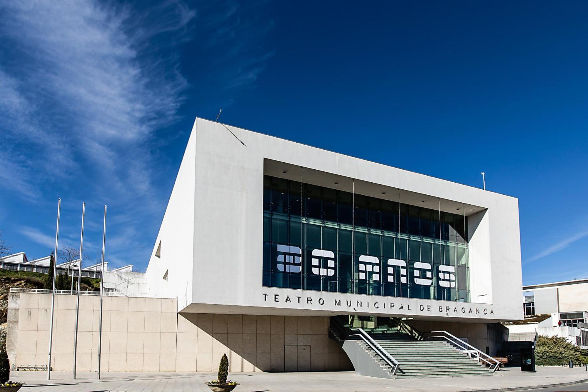 Hotel Ibis Bragança Exterior foto